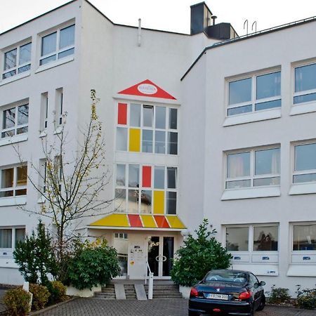 Hostel Nanina Gröbenzell Zewnętrze zdjęcie