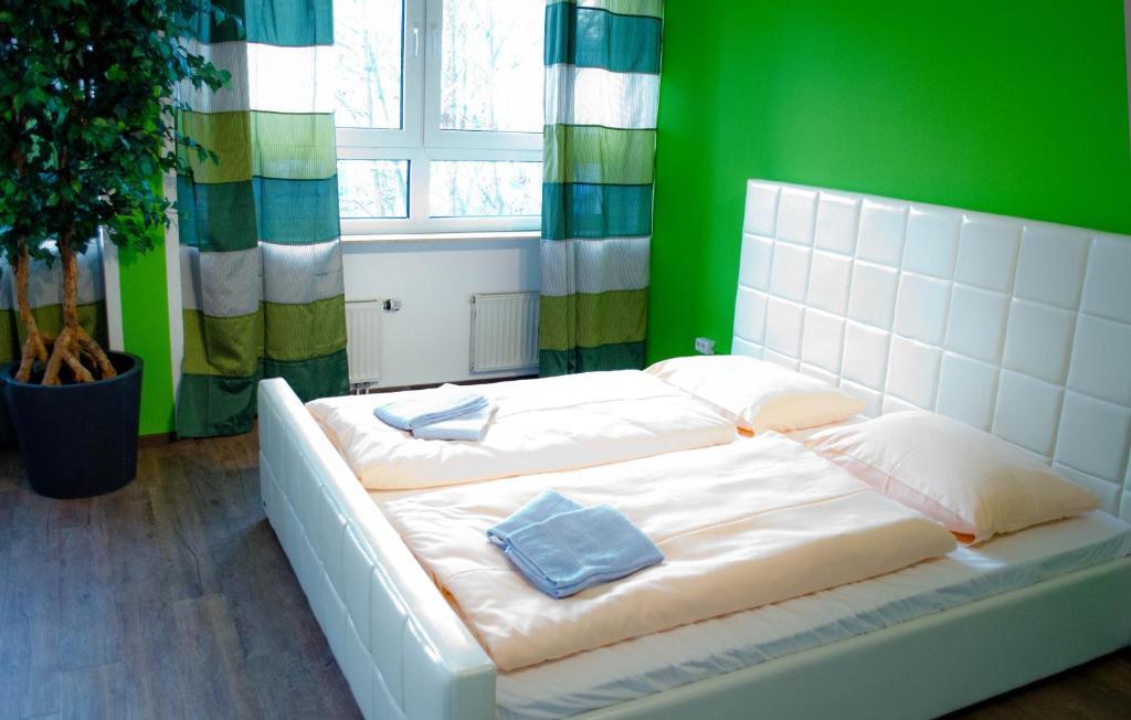 Hostel Nanina Gröbenzell Pokój zdjęcie