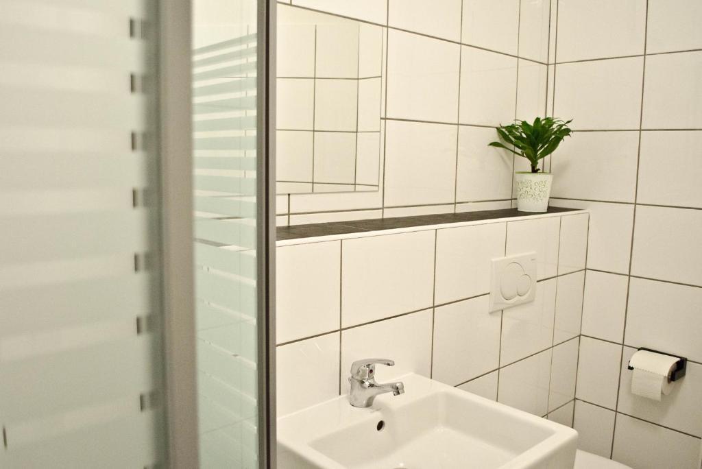 Hostel Nanina Gröbenzell Pokój zdjęcie