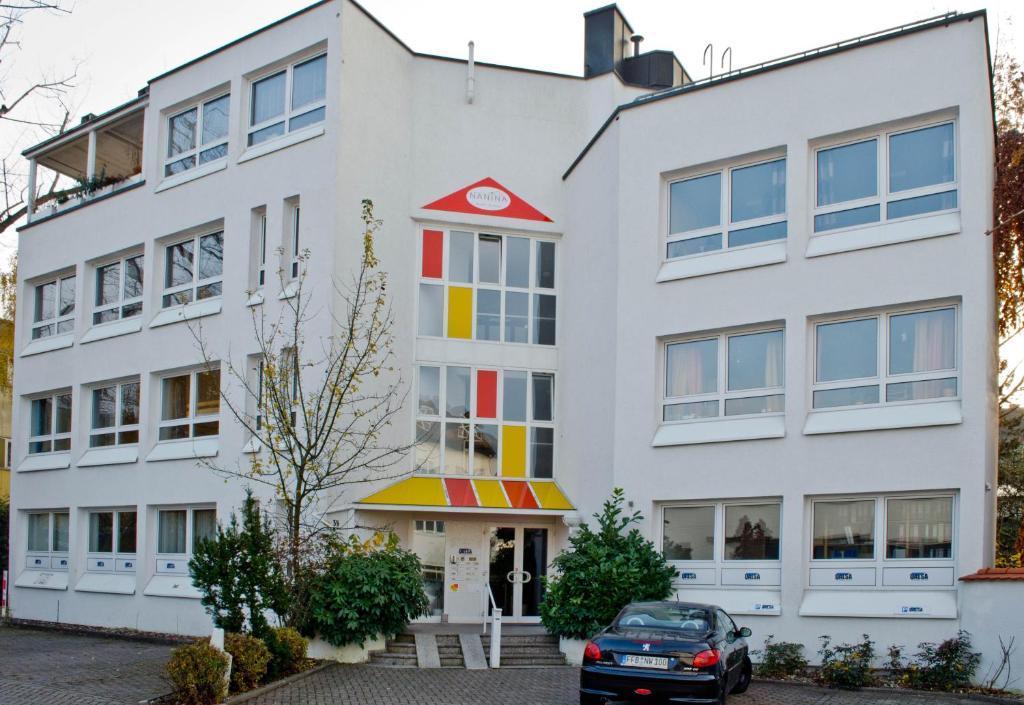 Hostel Nanina Gröbenzell Zewnętrze zdjęcie